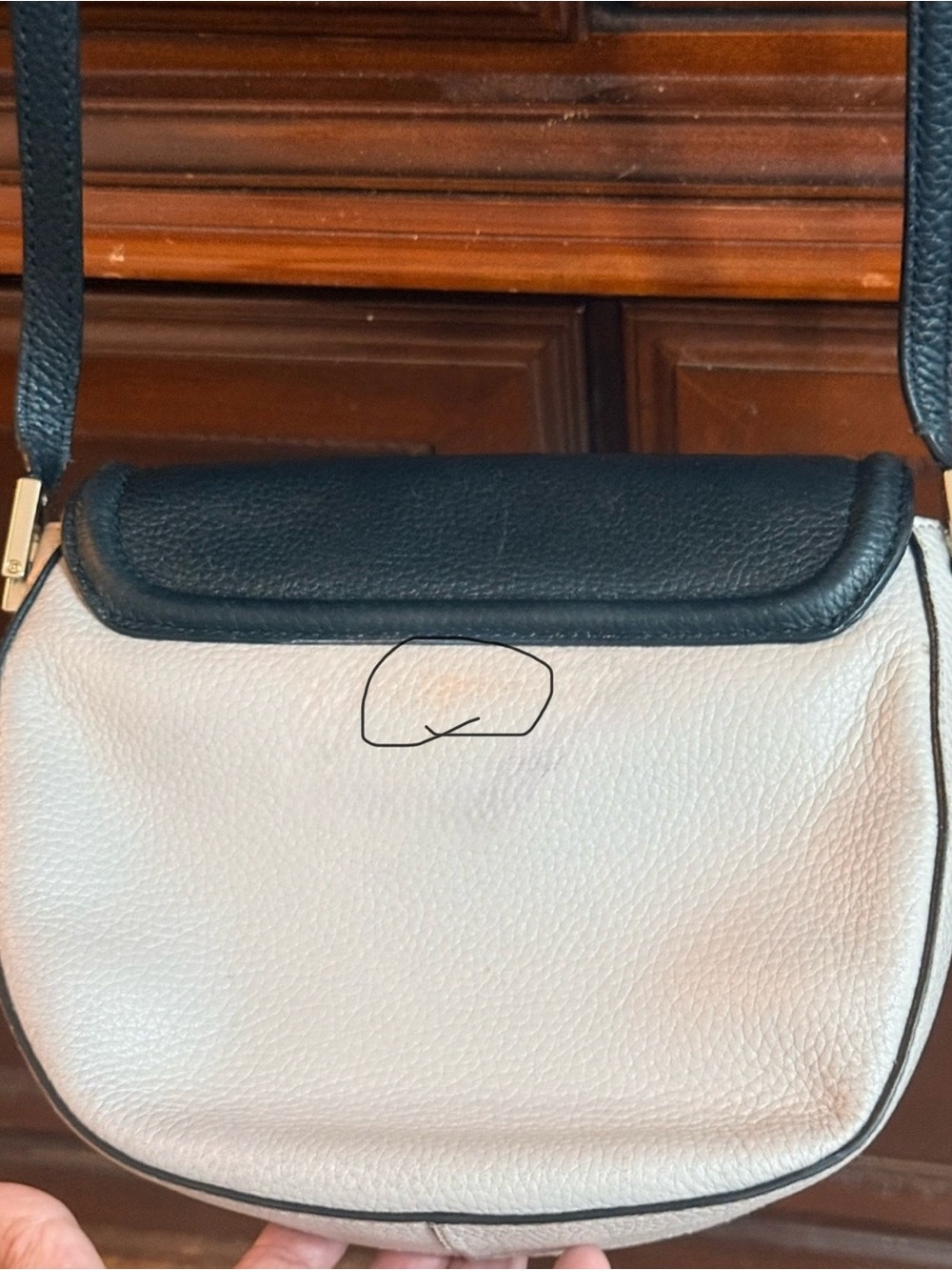 Kate Spade Black & Taupe
Two-Tone Leather cross body
Saddle Bag In EUC - Picture 7 of 14